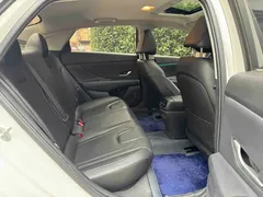 2022 Hyundai Elantra 240TGDi DCT LUX Premium, белый — фото 9