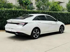 2022 Hyundai Elantra 240TGDi DCT LUX Premium, белый — фото 12