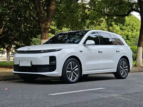 2024 Li Auto L6