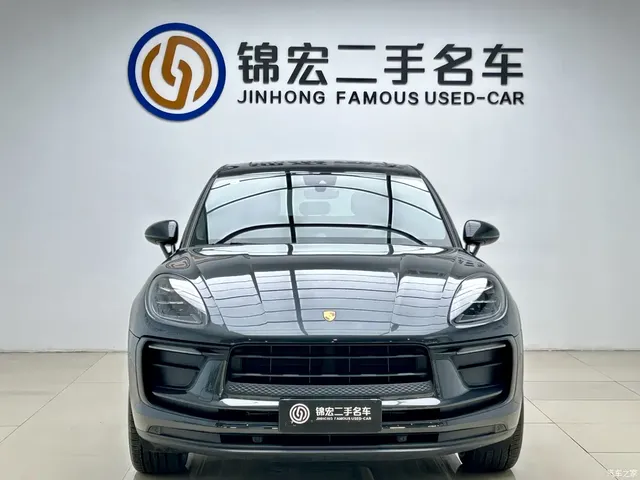 2023 Porsche Macan 2.0T