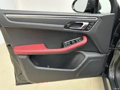 2023 Porsche Macan 2.0T — фото 6