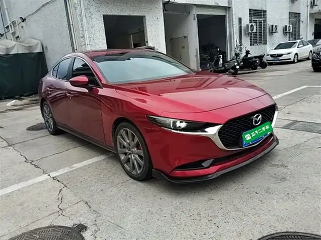 2023 Mazda 3 2.0L AT