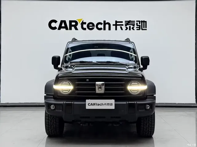 2024 Tank 300 2.0T Conqueror