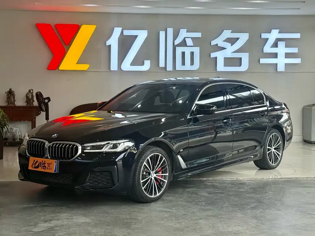 2023 BMW 5 Series 530Li Leading M Sport Package