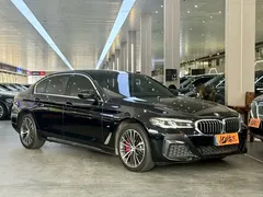 2023 BMW 5 Series 530Li Leading M Sport Package, чёрный — фото 3