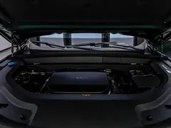 2025 Li Auto L9 Smart Refresh, зелёный — фото 11