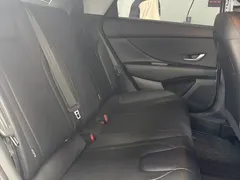2022 Hyundai Elantra 1.5L CVT LUX Premium, белый — фото 13