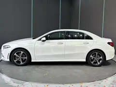2022 Mercedes-Benz A-Class A 200 L sports sedan and stylish model — фото 5