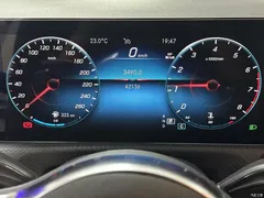 2022 Mercedes-Benz A-Class A 200 L sports sedan and stylish model — фото 12