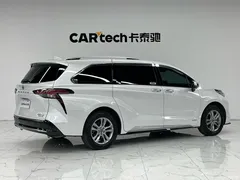 2021 Toyota Sienna 2.5L Hybrid Platinum, белый — фото 4