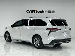 2021 Toyota Sienna 2.5L Hybrid Platinum, белый — фото 6