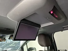 2021 Toyota Sienna 2.5L Hybrid Platinum, белый — фото 19