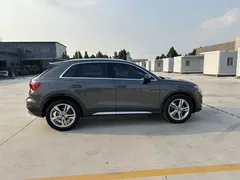 2022 Audi Q3 35 TFSI — фото 3