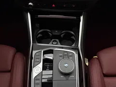 2023 BMW 3 Series 320Li M Sport Package, чёрный — фото 12