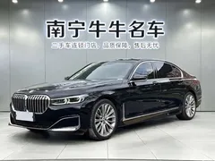 2021 BMW 7 Series 7 740Li, чёрный — фото 1