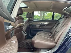 2021 BMW 7 Series 7 740Li, чёрный — фото 13