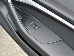 2022 Audi A6L 45 TFSI quattro, чёрный — фото 14