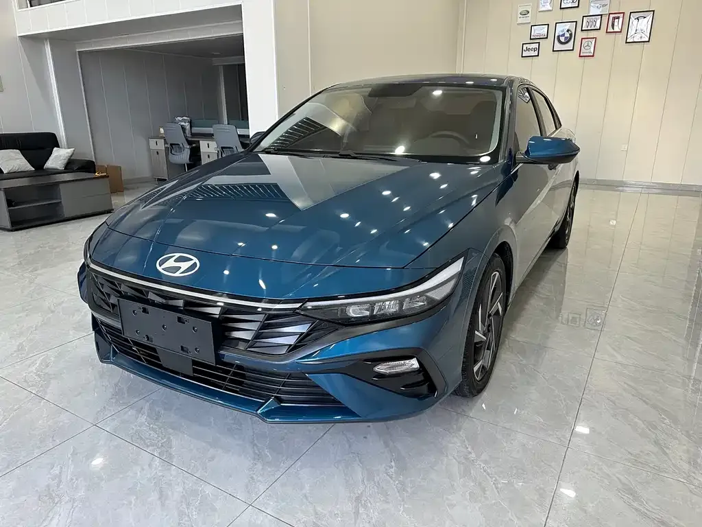 2022 Hyundai Elantra 1.5L CVT GLX Elite
