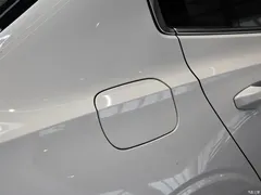 2022 Volvo S60 B4 Zhiyi Luxury, белый — фото 16