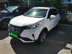 2021 Changan CS15 1.5L AT, белый — фото 2
