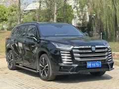 2022 Toyota Crown Kluger 2.5L HEV 4WD Flagship — фото 2