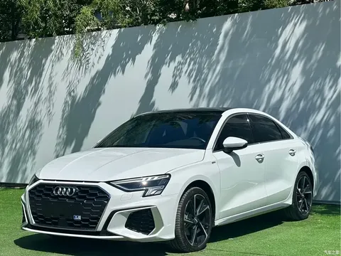 2021 Audi A3 A3L Limousine 35 TFSI fashionable and sporty