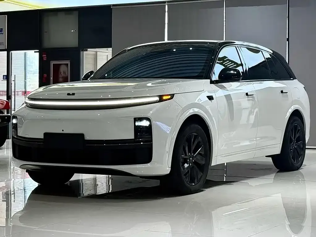 2023 Li Auto L7 Air