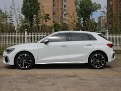 2022 Audi A3 Sportback 35 TFSI Fashion Sport, белый — фото 4