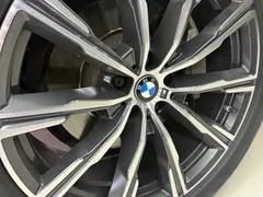2022 BMW X5 modified xDrive 30Li M sports package — фото 13