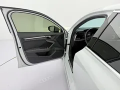 2022 Audi A3L Limousine 35 TFSI Fashion Sport, белый — фото 22
