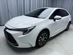 2022 Toyota Levin 185T CVT Luxury, белый — фото 1