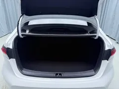 2022 Toyota Levin 185T CVT Luxury, белый — фото 12