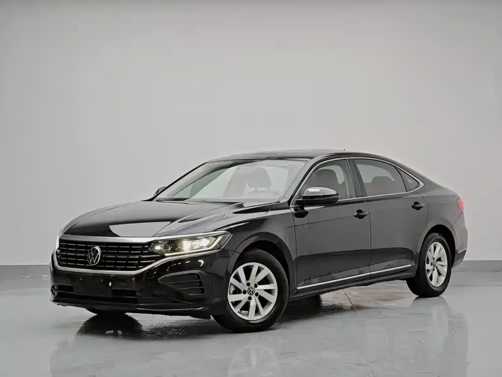 2022 Volkswagen Passat 280TSI Business
