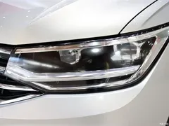 2022 Volkswagen Tiguan L 330TSI AT 2WD R-Line Yuexiang — фото 7