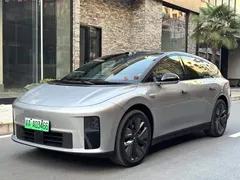 2025 Li Auto i6 4WD Standard — фото 1