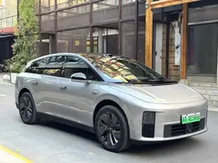 2025 Li Auto i6 4WD Standard — фото 3