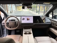 2025 Li Auto i6 4WD Standard — фото 5