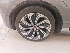 2022 Hongqi E-HS9 660km — фото 23