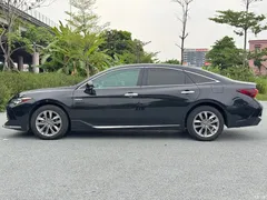 2019 Toyota Avalon Hybrid 2.5L Luxury National VI — фото 7