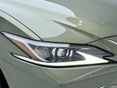 2020 Lexus ES 200 Excellence, зелёный — фото 3