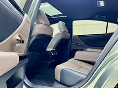 2020 Lexus ES 200 Excellence, зелёный — фото 12
