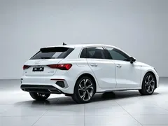 2022 Audi A3 Sportback 35 TFSI Luxury Sport, белый — фото 5