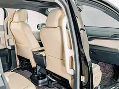 2023 Toyota Sienna 2.5L Hybrid Premium — фото 21