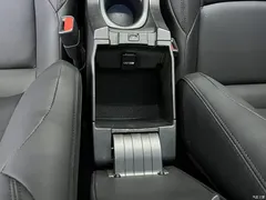 2022 Toyota Levin Hybrid 1.8H E-CVT Luxury — фото 10