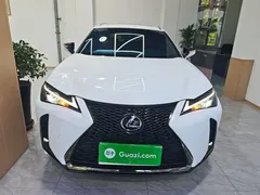 2020 Lexus UX 200 F SPORT, белый — фото 3