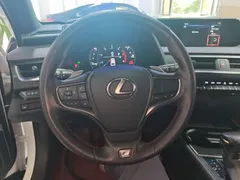 2020 Lexus UX 200 F SPORT, белый — фото 11