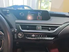 2020 Lexus UX 200 F SPORT, белый — фото 13