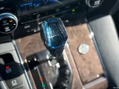 2023 Toyota Vellfire Crown Hybrid 2.5L HV Premium — фото 16