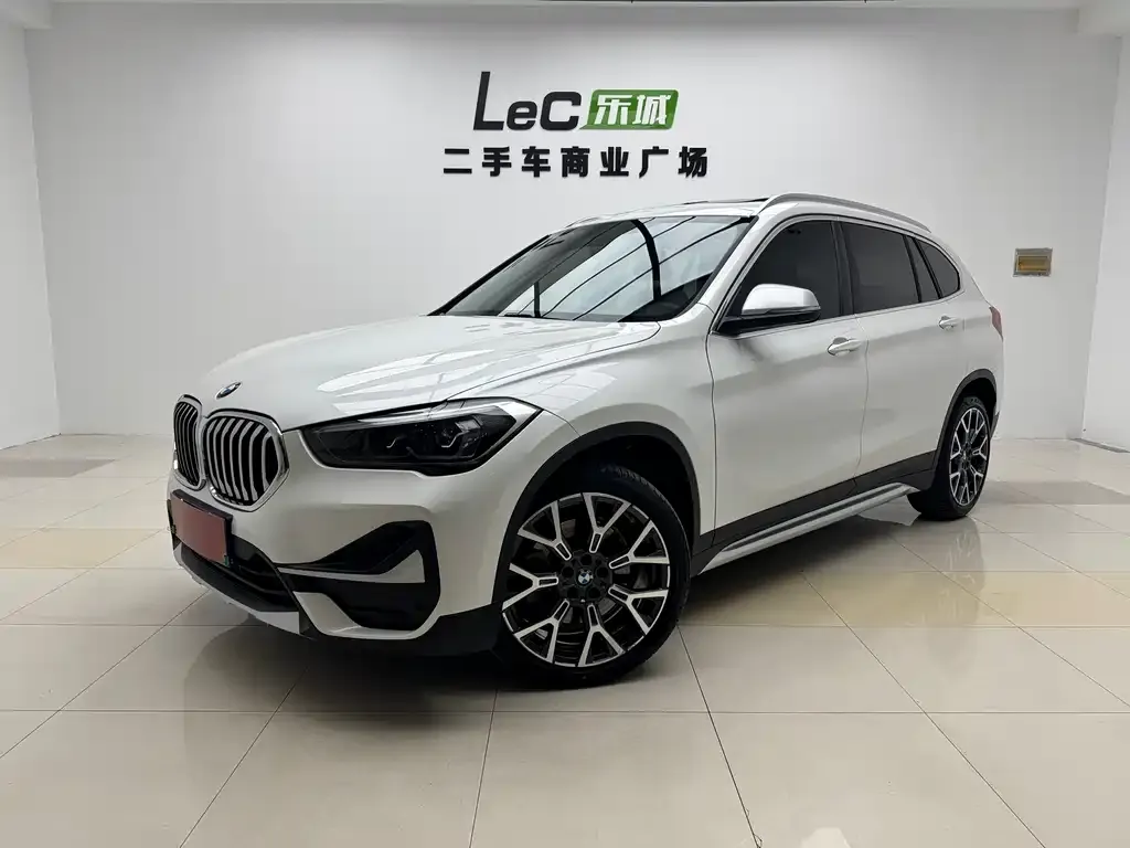 2021 BMW X1 xDrive25Li
