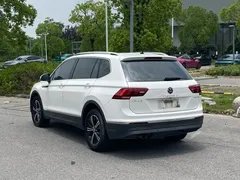 2021 Volkswagen Tiguan L 280TSI AT 2WD, белый — фото 9